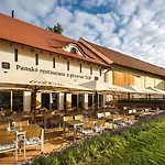 Posedy Pansky Dvur Telč