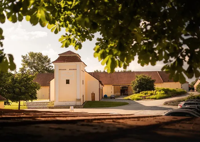 Posedy Pansky Dvur Lyxtält Telč